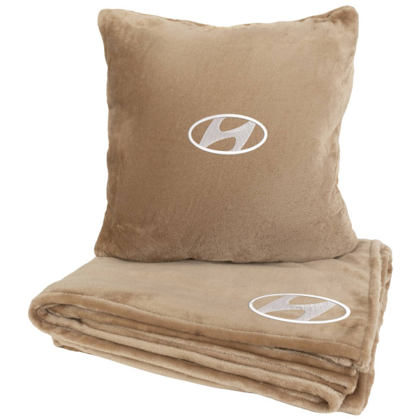 Фото - Набір плед + подушка в авто EVAtech із махри M для Hyundai бежеві MBLMPSMIV012 Фото - Набір плед + подушка в авто EVAtech із махри M для Hyundai бежеві MBLMPSMIV012