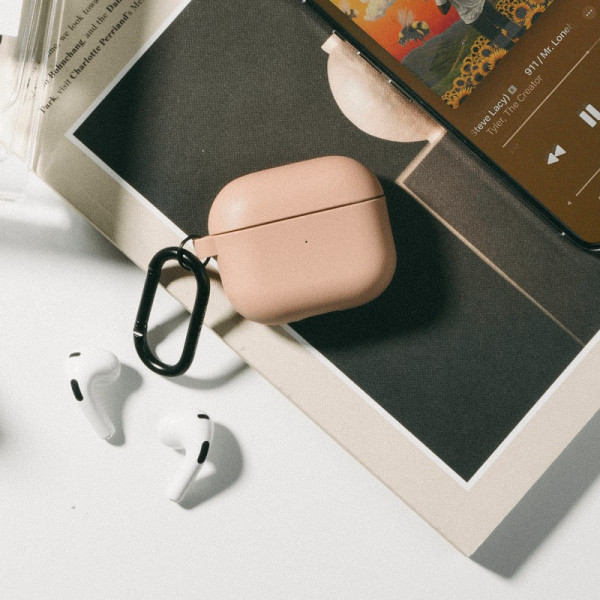 Фото - Чохол для навушників Native Union Roam Case Peach for Airpods 3rd Gen (APCSE-ROAM-PCH)