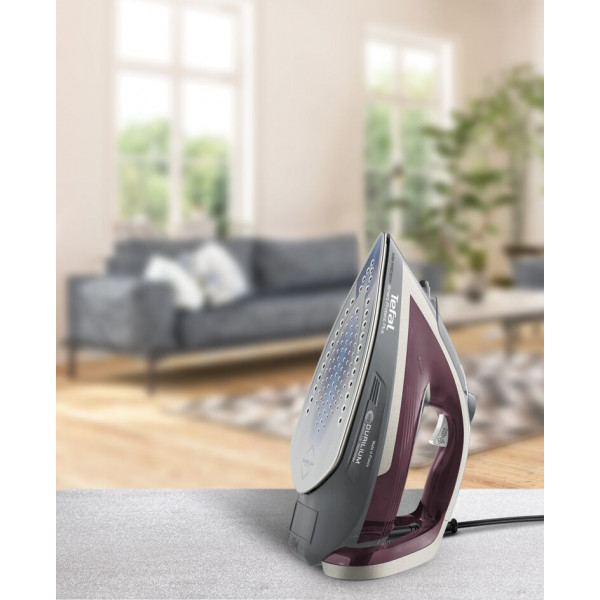 Фото - Утюг Tefal Smart protect plus FV6870E0