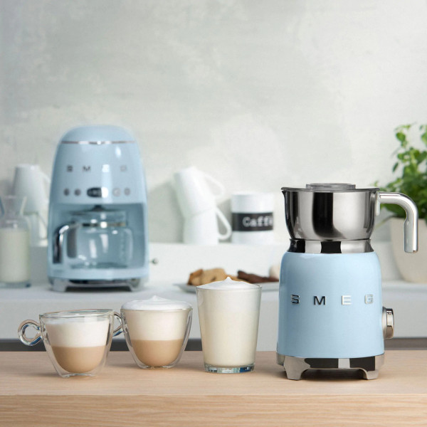 Фото - Модуль для збивання молока Smeg MFF01PBEU