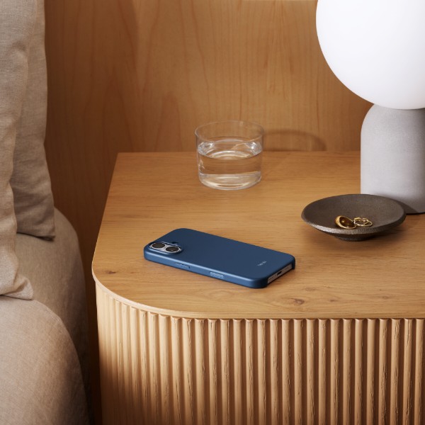 Фото - Чохол для смартфону Apple Beats iPhone 17 Case with MagSafe and Camera Control Bedrock Blue (MGK54)