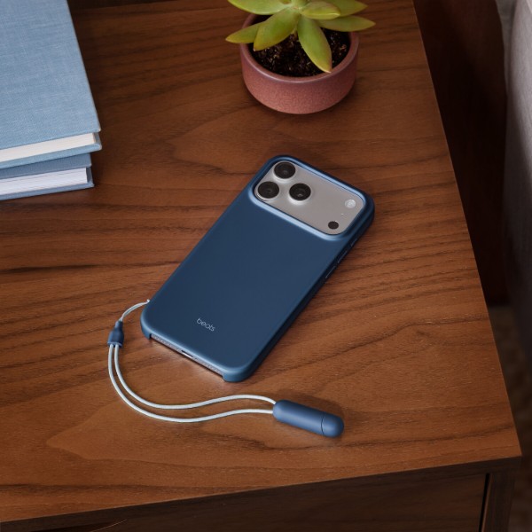 Фото - Чехол для смартфона Apple Beats iPhone 17 Pro Max Kickstand Case with MagSafe and Camera Control Bedrock Blue (MGTR4)