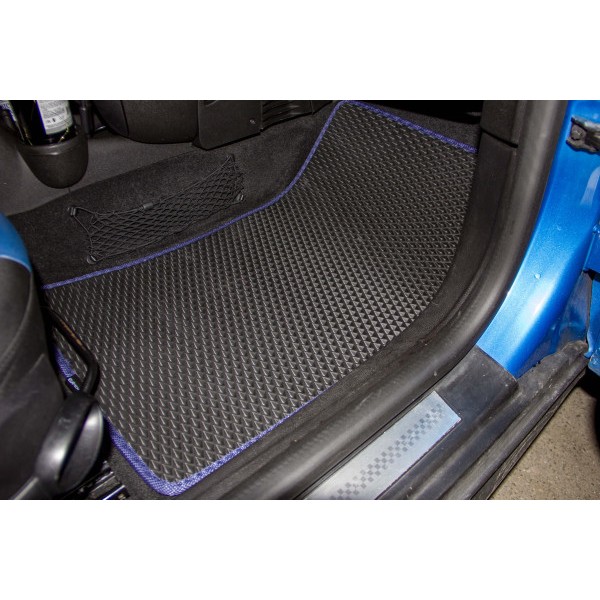 Фото - Килимки з екошкіри в салон авто EVAtech для Cooper (R56) 3-doors MINI 2006-2014 2 покоління Htb EU (MI21844PB4BW4BBB)
