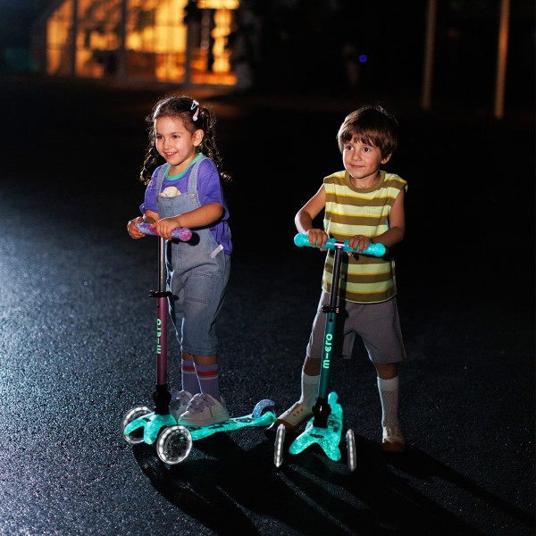 Фото - Триколісний самокат Micro серії Mini Deluxe Foldable Orion Glow LED – рожевий (MMD373)