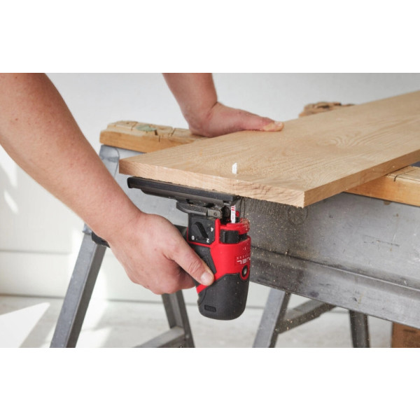 Фото - Електролобзик Milwaukee M12 FJS-0 (4933493347)