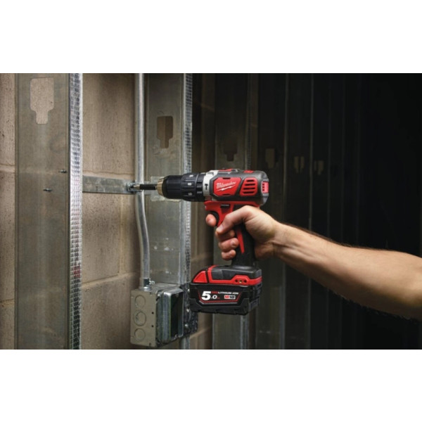 Фото - Дрель-шуруповерт Milwaukee M18 BPD-0 (4933443500)