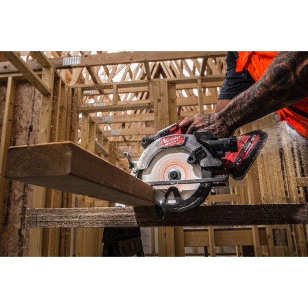 Фото - Пила дискова Milwaukee M18 FCCS55-0X 165 мм (4933493588)