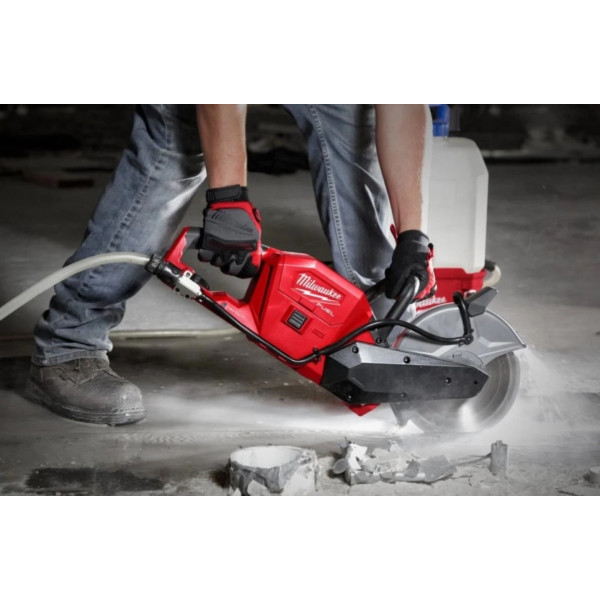 Фото - Болгарка Milwaukee M18 FCOS230-121 (4933471697)