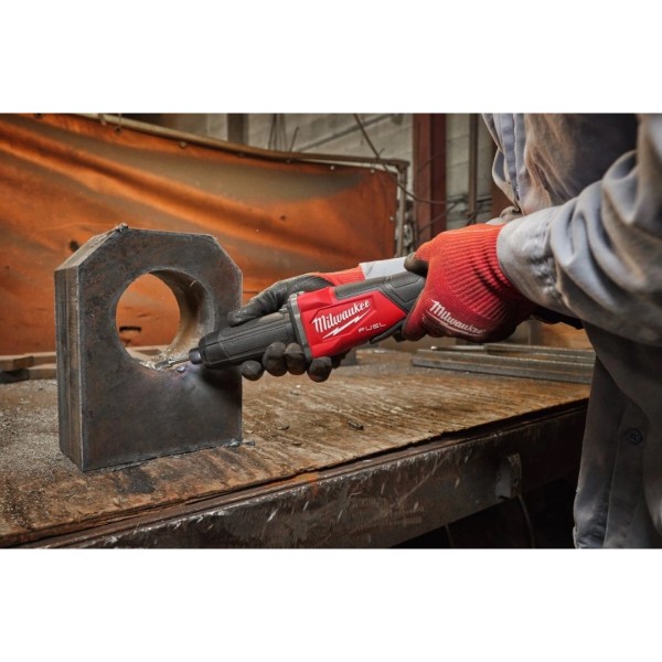 Фото - Прямая шлифовальная машина Milwaukee M18 FDGROVB-0X (4933480955)