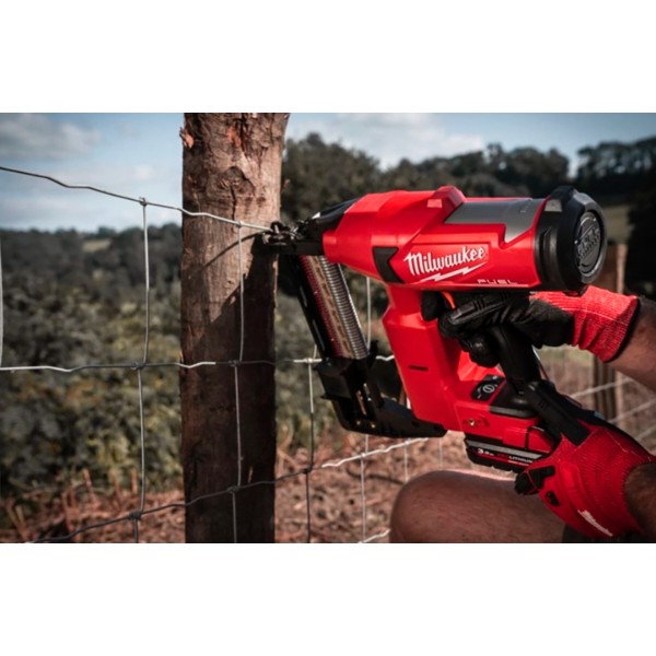 Фото - Степлер Milwaukee M18 FFUS-0C (4933479834)