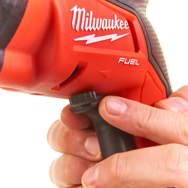 Фото - Гайковерт аккумуляторный Milwaukee M18 FSG-0X (4933459201)