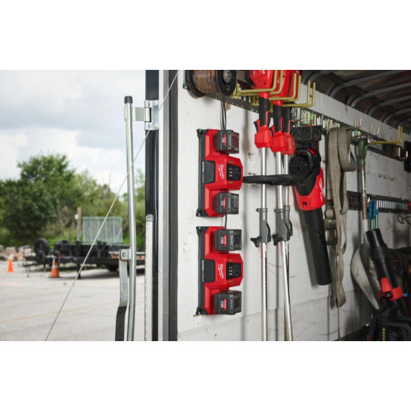 Фото - З/П до акумуляторної батареї для електроінструментів Milwaukee M18 MDBSC DUAL SUPER CHARGER (4932498557)