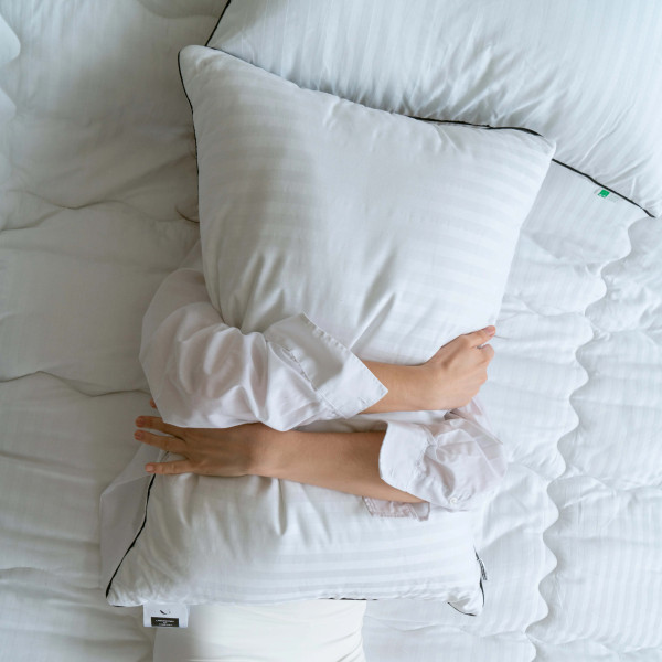 Фото - Подушка стандартна MirSon 1491 Royal Pearl Hand Made memory effekt Висока 60х60 см (2200001540484)