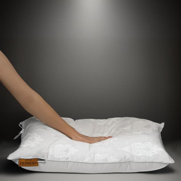 Фото - Подушка стандартная MirSon №15-93 Ferrero memory effekt White 60х60 (2200011167664)