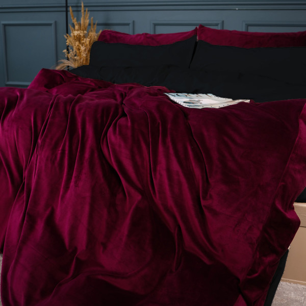 Фото - Комплект постельного белья MirSon Велюр Winter Frost 28-0007 + 28-0002 Poinsettia Velvet 200х220 (2200004007441)