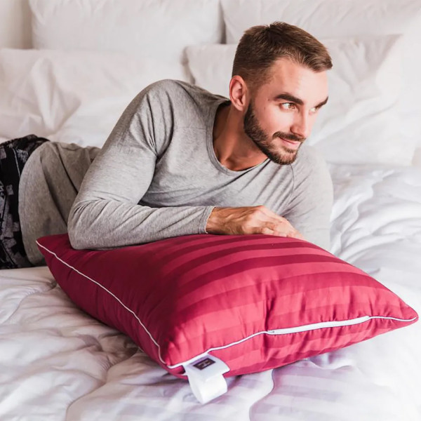 Фото - Подушка стандартная MirSon Aldo 133 70х70 см (2200000070326)