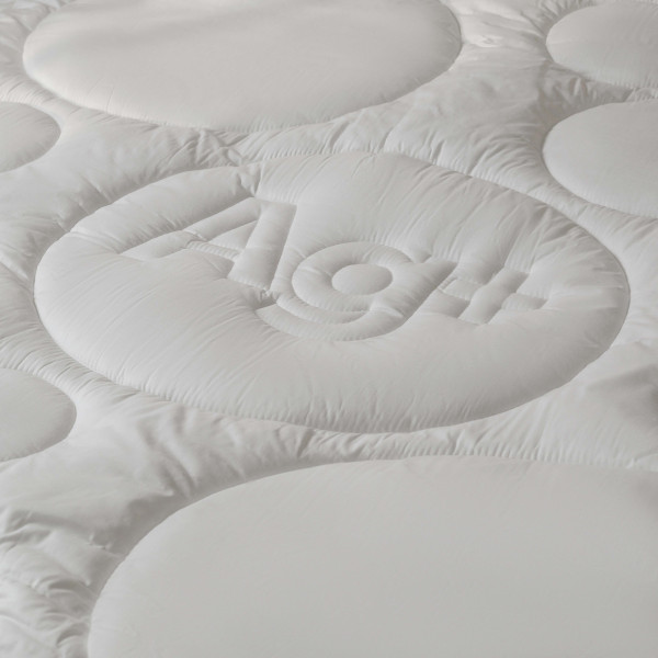 Фото - Одеяло зимнее двуспальное евро MirSon EcoSilk №1302 Bianco 220x240 см (2200001529779)