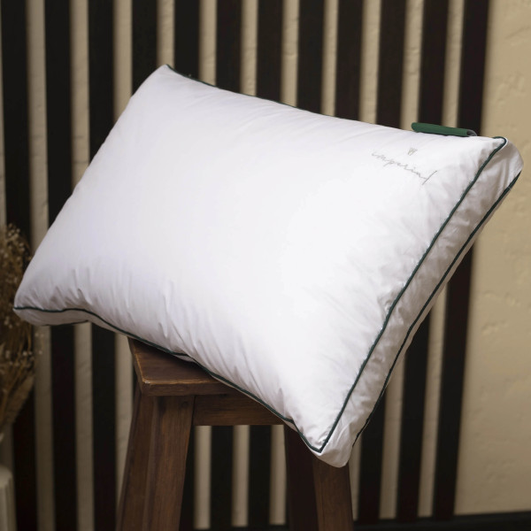 Фото - Подушка стандартна MirSon Трьохкамерна Imperial Delight мягка 70х70 (2200007209675)