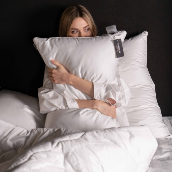 Фото - Подушка стандартна MirSon Luxury Exclusive 152 70x70 см (2200000013668)