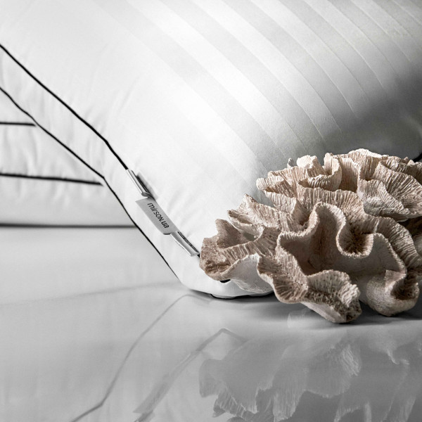 Фото - Подушка стандартная MirSon Royal Pearl De Luxe №629 с эвкалиптом Высокая 50х70 (2200000852168)