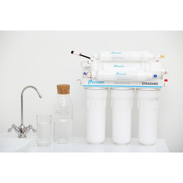 Фото - Система зворотнього осмосу Ecosoft Standard 6-50 з мінералізатором (MO650MECOSTD)