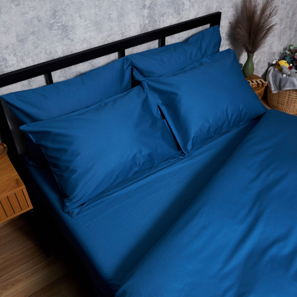 Фото - Комплект постільної білизни Moon&Star Satin Premium Deep Blue 143х210х2 нав. 2х70х70 (MS-820008532)