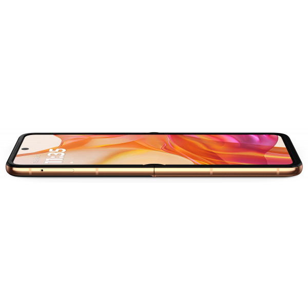 Фото - Смартфон Motorola Razr 50 Ultra 12/512Gb Peach Fuzz