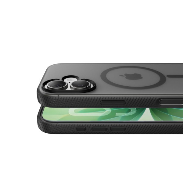 Фото - Чехол для смартфона Belkin for iPhone 17 Magnetic Protective Grip Black (MSA034HQBK)