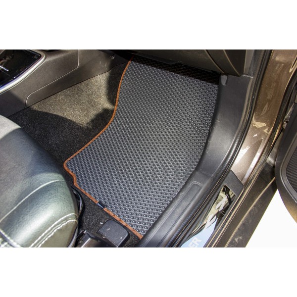 Фото - Коврики из экокожи в салон авто EVAtech для Outlander 7 seats Mitsubishi 2013 3 поколение SUV USA (MT31483CD5AV2BBLB)