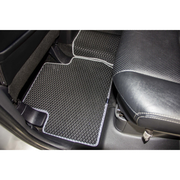 Фото - Коврики из экокожи в салон авто EVAtech для Outlander 5 seats Mitsubishi 2013 3 поколение SUV EU (MT31513C5LA2BBB)