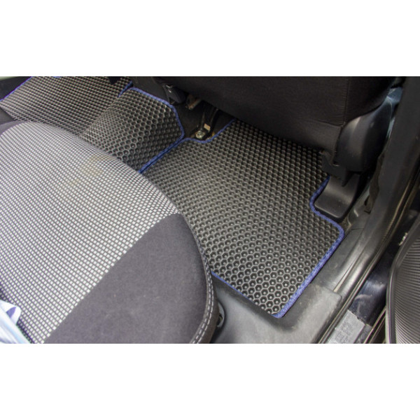 Фото - Коврики из экокожи в салон авто EVAtech для Outlander 5 seats Mitsubishi 2013 3 поколение SUV EU (MT31513C5LA2BBB)