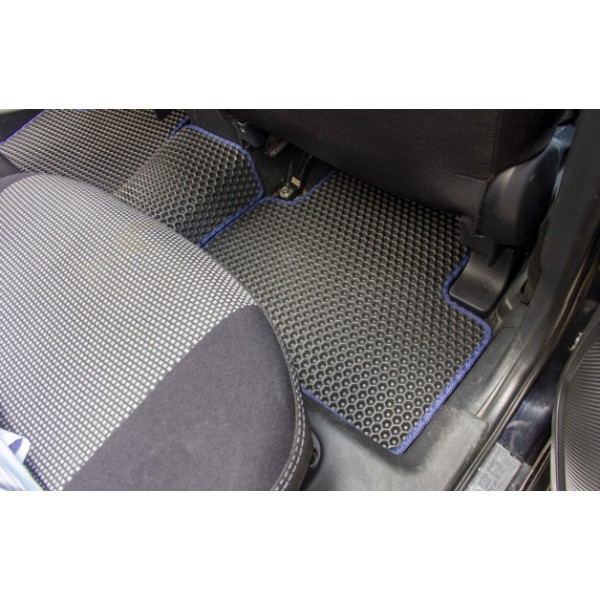 Фото - Коврики из экокожи в салон авто EVAtech для Outlander 5 seats Mitsubishi 2013 3 поколение SUV EU (MT31513CB5LA2BBB)