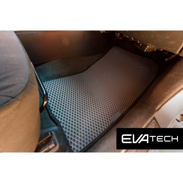 Фото - Коврики из экокожи в салон авто EVAtech для Outlander Mitsubishi 2003-2006 1 поколение SUV EU (MT3179CCC5CP1BBB)