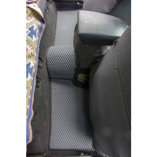 Фото - EVA килимки в салон авто EVAtech для Focus (C307) 3-doors MT Ford 2005-2010 2 покоління Htb EU FD32208CV5RGB