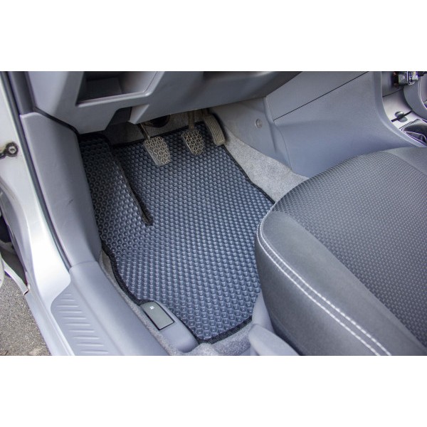 Фото - Килимки з екошкіри в салон авто передні EVAtech для 3 (BK) Mazda 2004-2009 1 поколение Htb EU MZ3134A2BBB
