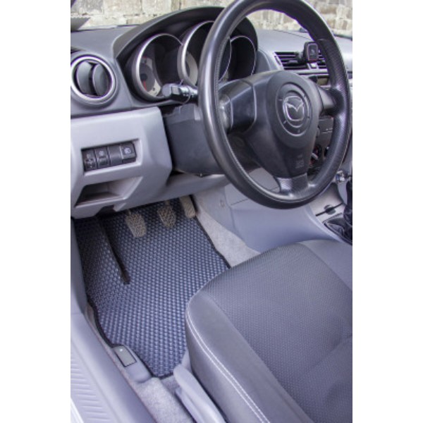 Фото - Килимки з екошкіри в салон авто передні EVAtech для 3 (BK) Mazda 2004-2009 1 поколение Htb EU MZ3134A2BBB
