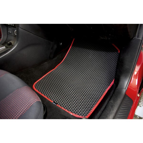 Фото - Килимки з екошкіри в салон авто передні EVAtech для 3 (BK) Mazda 2004-2009 1 поколение Htb EU MZ3134A2BBB