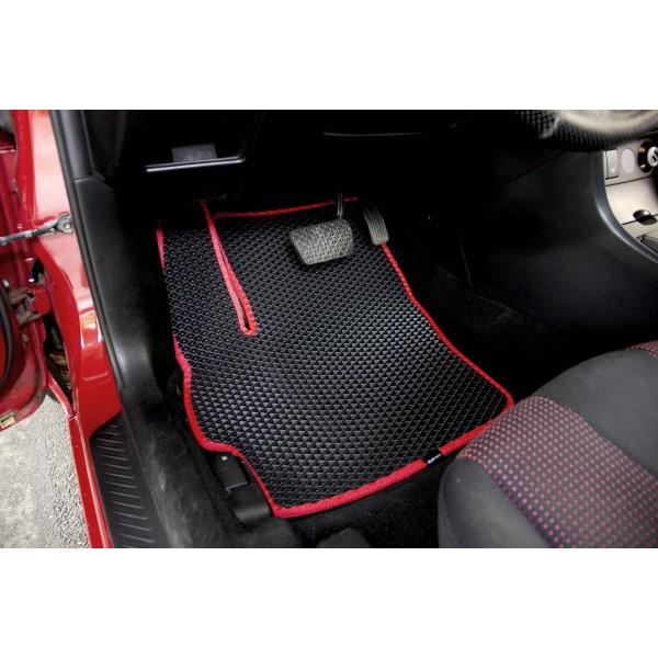 Фото - Коврики из экокожи в салон авто передние EVAtech для 3 (BK) Mazda 2004-2009 1 поколение Sedan EU MZ3135A2BBB