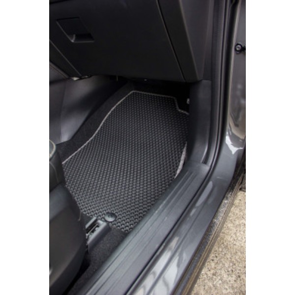 Фото - Коврики из экокожи в салон авто передние EVAtech для CX-5 (KF) Mazda 2016-2021 2 поколение SUV EU MZ3150AD2VL4BBB