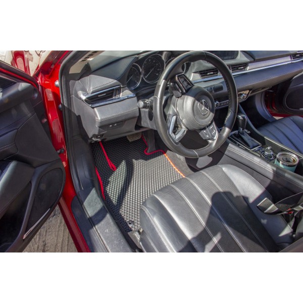Фото - Коврики из экокожи в салон авто передние EVAtech для 6 (GJ) Mazda 2012 3 поколение Combi EU MZ32627AVO2VL4BBB