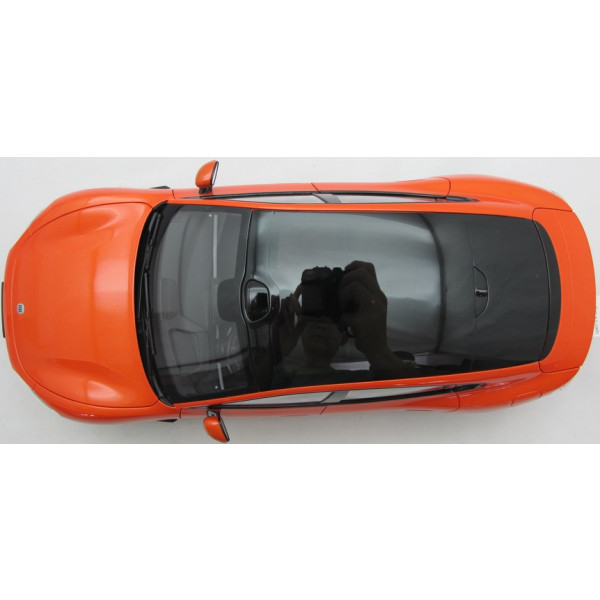 Фото - Коллекционная машинка 1:18 Xiaomi SU7 1/18 Lava Orange (BHR08KOGL)