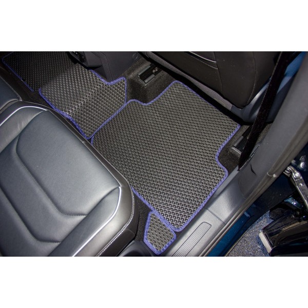 Фото - Коврики из экокожи в салон авто EVAtech ECO для Tiguan (Mk 2) Volkswagen 2016-2020 2 поколение SUV EU VW31492CN7AV4BBB