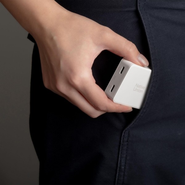 Фото - Мережевий зарядний пристрій Native Union Pocket GaN Charger PD 65W Dual USB-C Port White (POCK-PD65-WHT-EU)