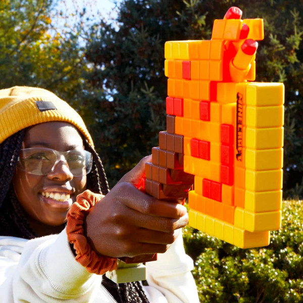 Фото - Бластер багатозарядний Hasbro сокира Nerf Firebrand серії Майнкрафт (F8953)