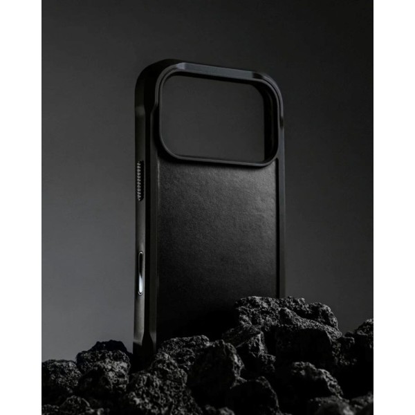 Фото - Чехол для смартфона Nomad Rugged Leather Case Horween Black for iPhone 17 Pro Max (NM011789858)