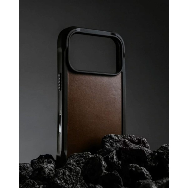 Фото - Чохол для смартфону Nomad Rugged Leather Case Horween Rustic Brown for iPhone 17 Pro Max (NM011796858)