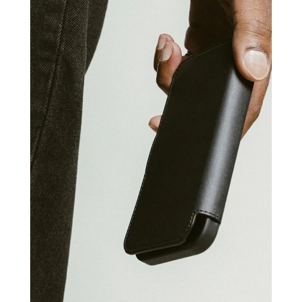 Фото - Чохол для смартфону Nomad Modern Leather Folio Back Horween for iPhone 16 Pro Max (NM01672685)