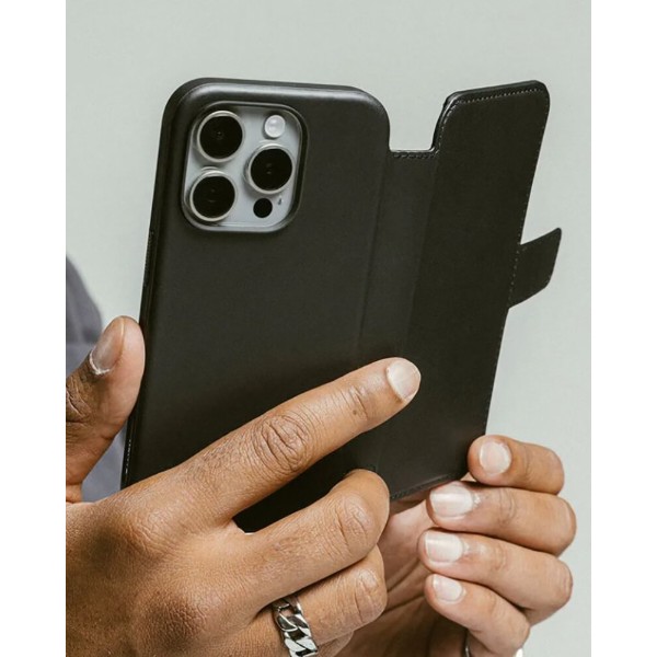 Фото - Чохол для смартфону Nomad Modern Leather Folio Back Horween for iPhone 16 Pro Max (NM01672685)