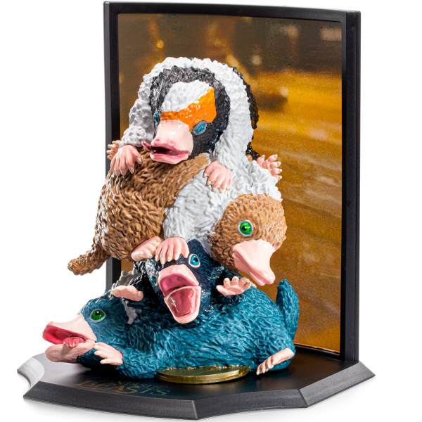 Фото - Колекційна фігурка Noble Collection FANTASTIC BEASTS Pile of Baby Nifflers Toyllectible Treasures 13 см (NN5255)