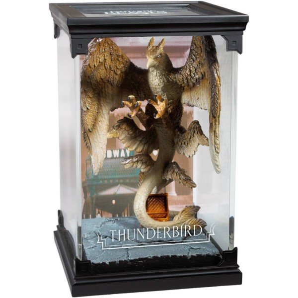 Фото - Колекційна фігурка Noble Collection Fantastic Beasts Thunderbird - Magical Creatures No. 6 17 см (NN5260)